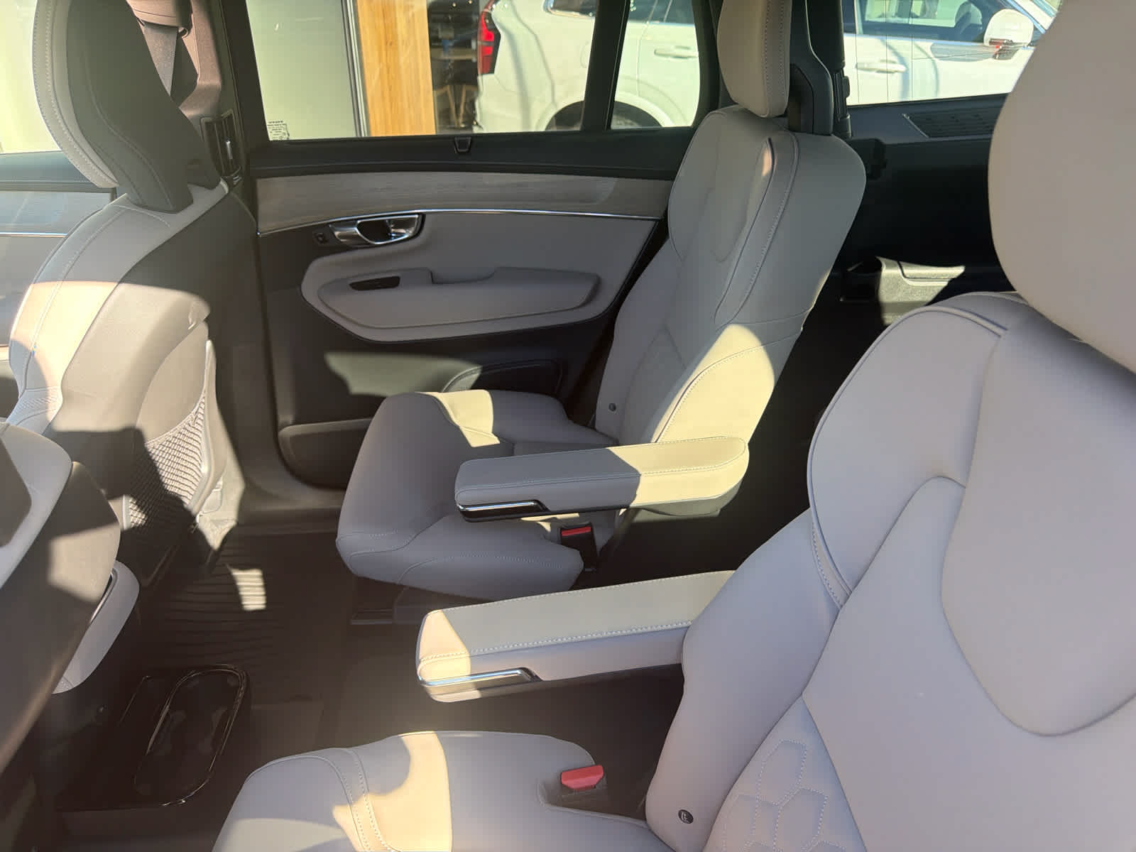 2027 Volvo XC90 Plus