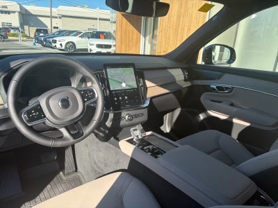 2027 Volvo XC90 Plus