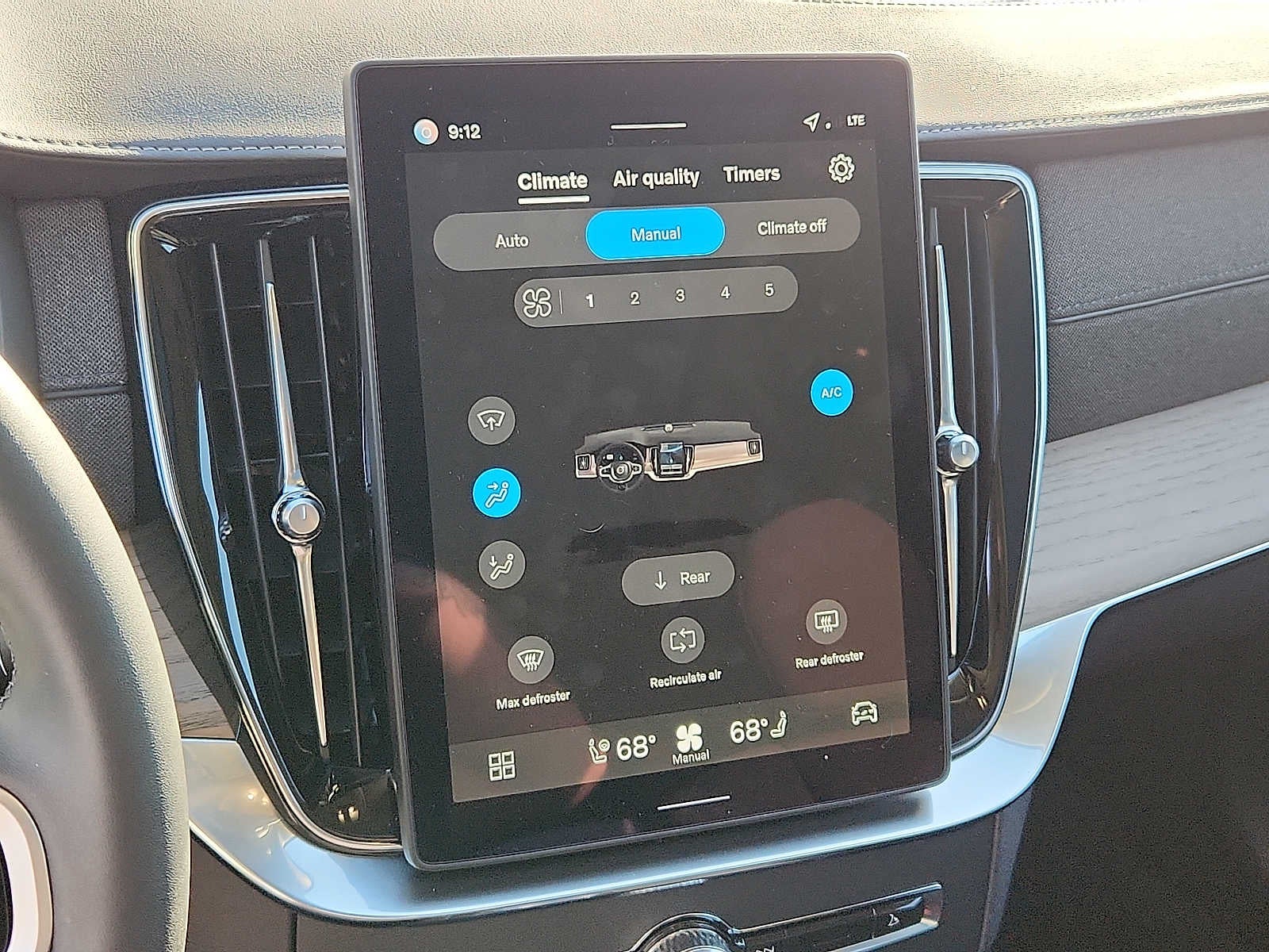 2026 Volvo XC90 Plus