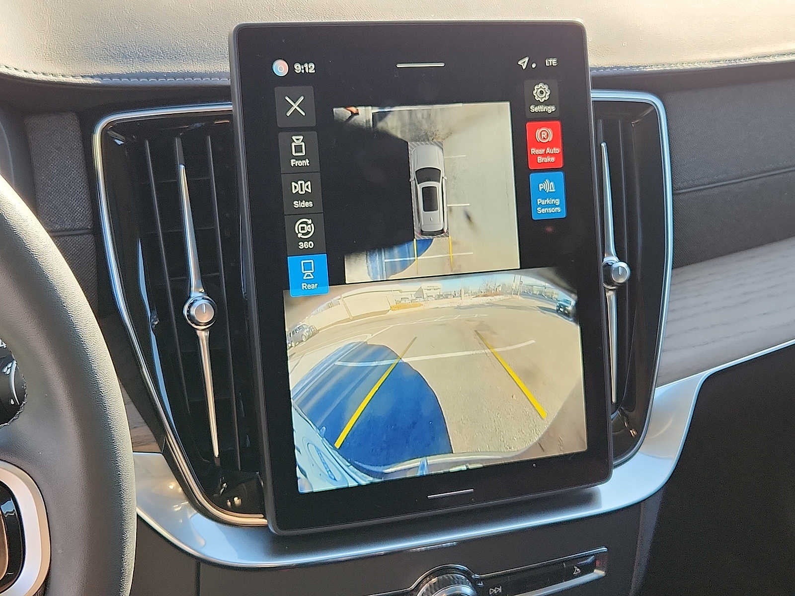 2026 Volvo XC90 Plus