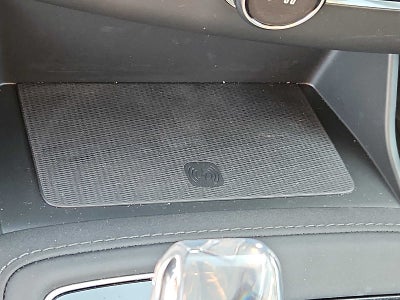 2026 Volvo XC90 Plus