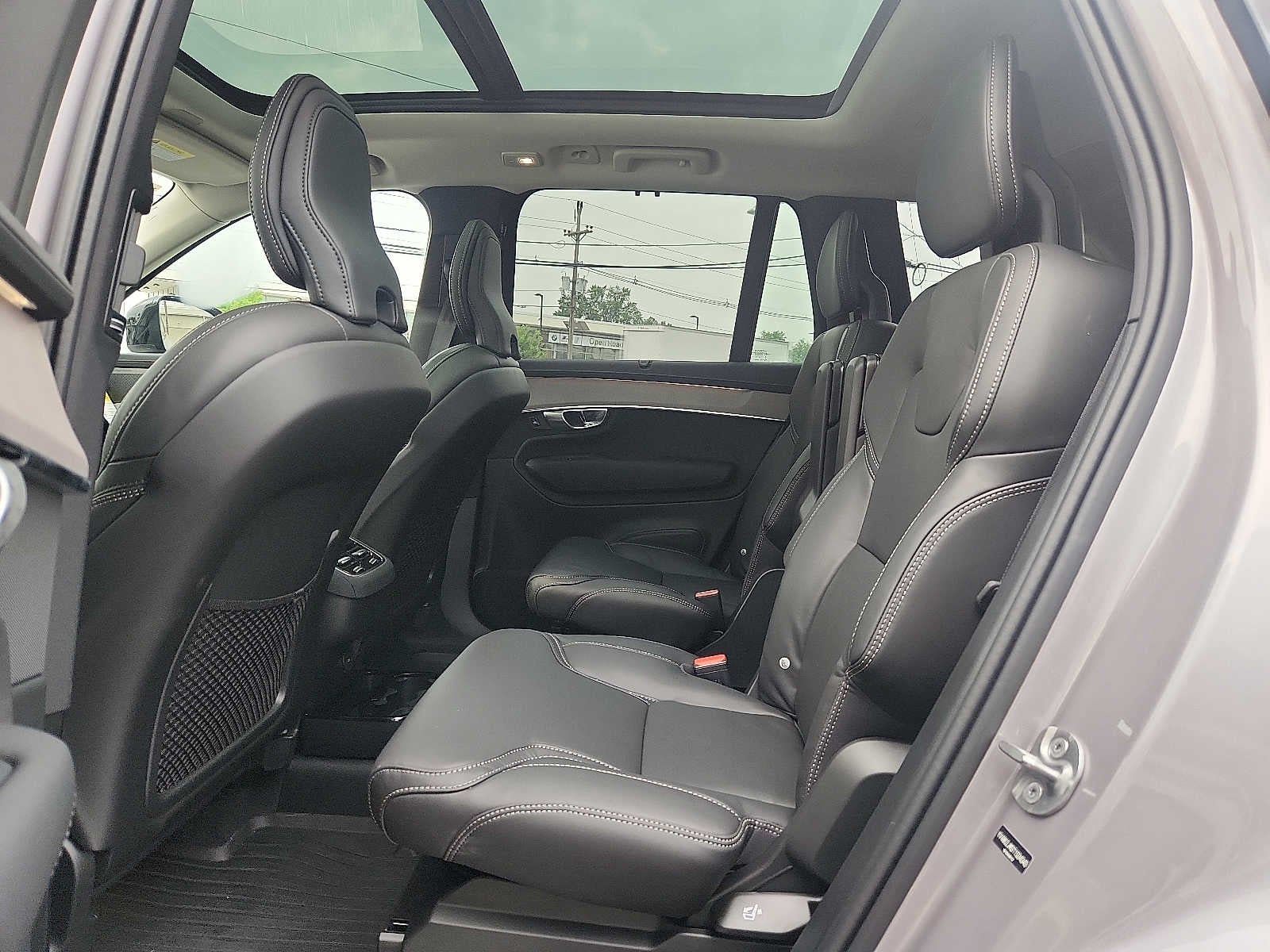 2026 Volvo XC90 Ultra Dark Theme