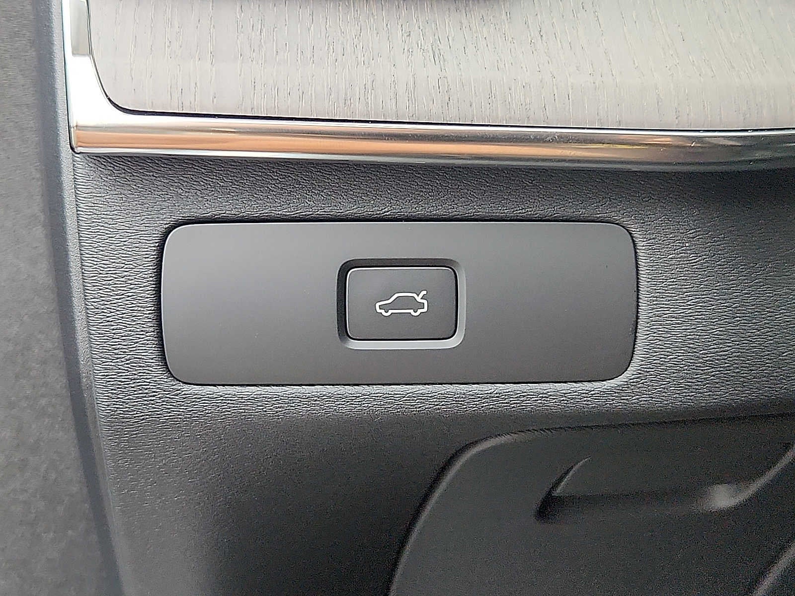 2026 Volvo XC90 Ultra Dark Theme