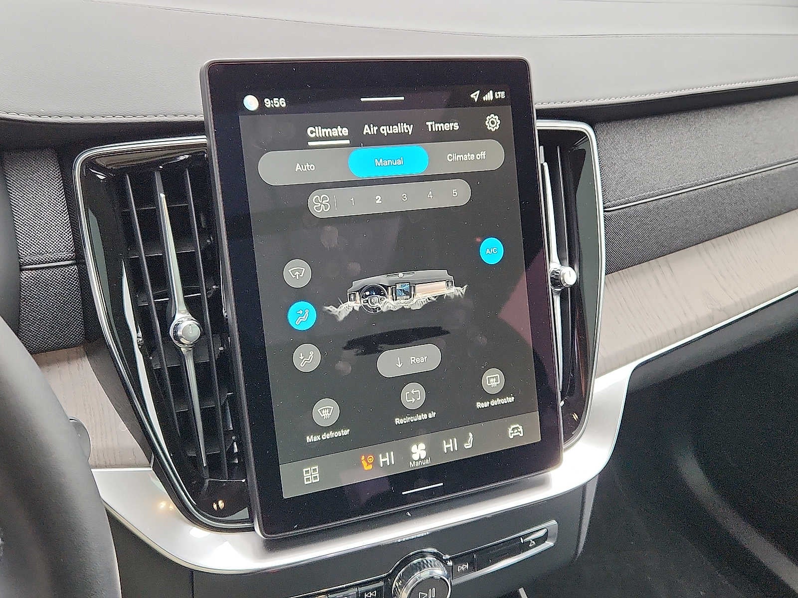 2026 Volvo XC90 Ultra Dark Theme