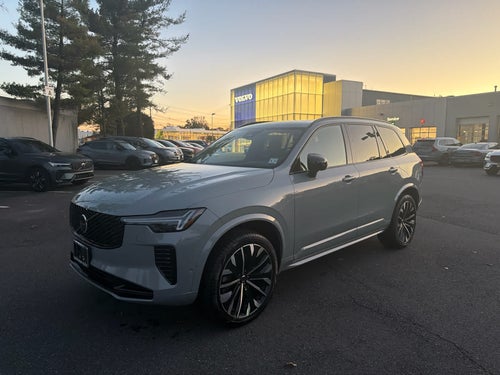 2027 Volvo XC90 Ultra Dark Theme