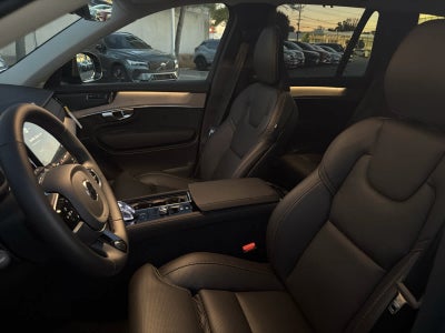 2027 Volvo XC90 Ultra Dark Theme