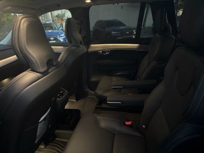 2027 Volvo XC90 Ultra Dark Theme