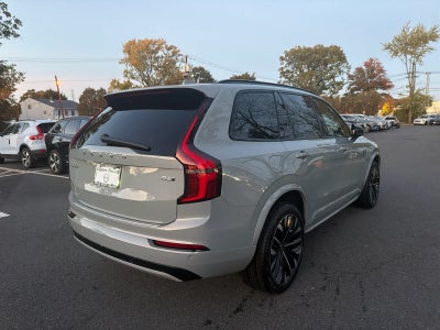 2027 Volvo XC90 Ultra Dark Theme