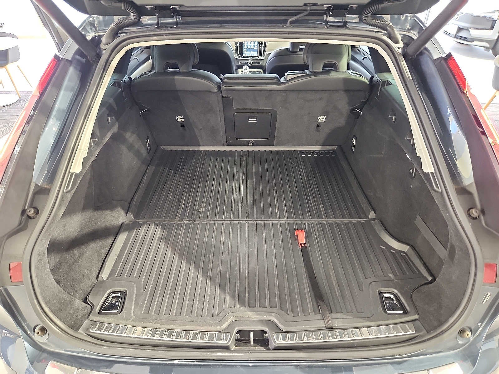2025 Volvo V90 Cross Country Ultra