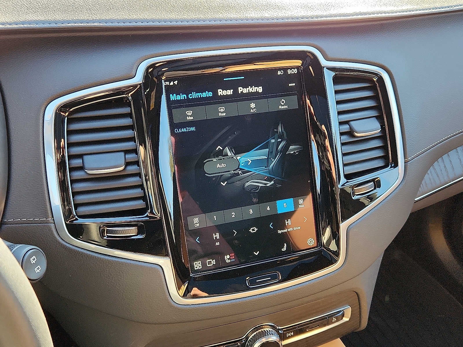 2023 Volvo XC90 Ultimate