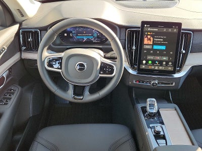 2026 Volvo XC90 Plus