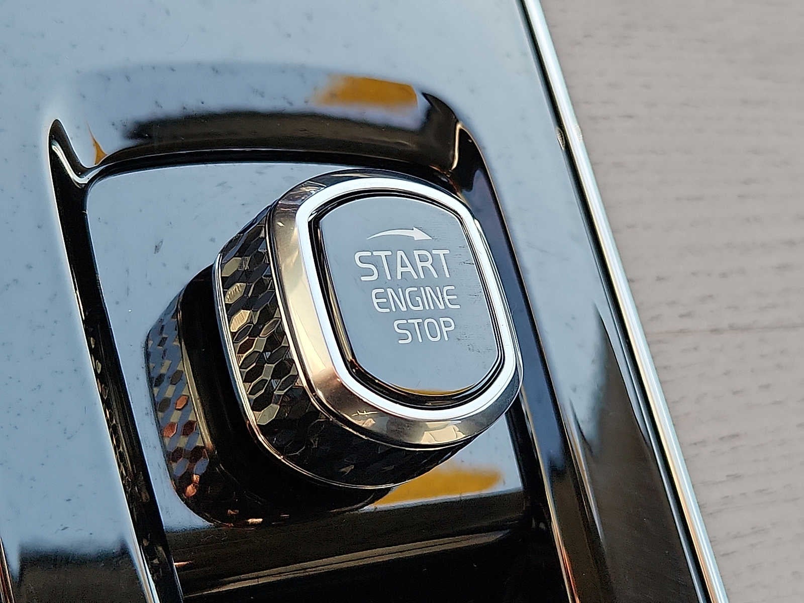 2026 Volvo XC90 Plus