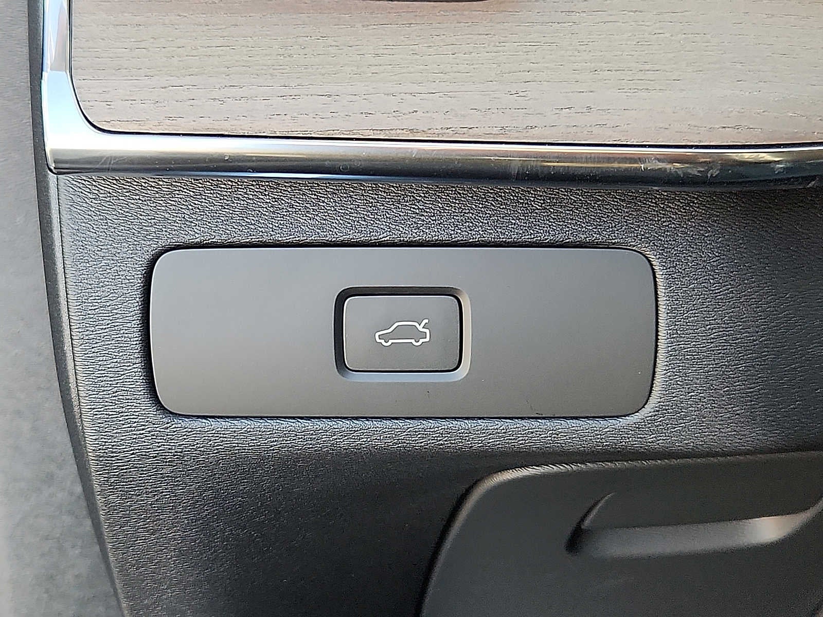 2026 Volvo XC90 Plus