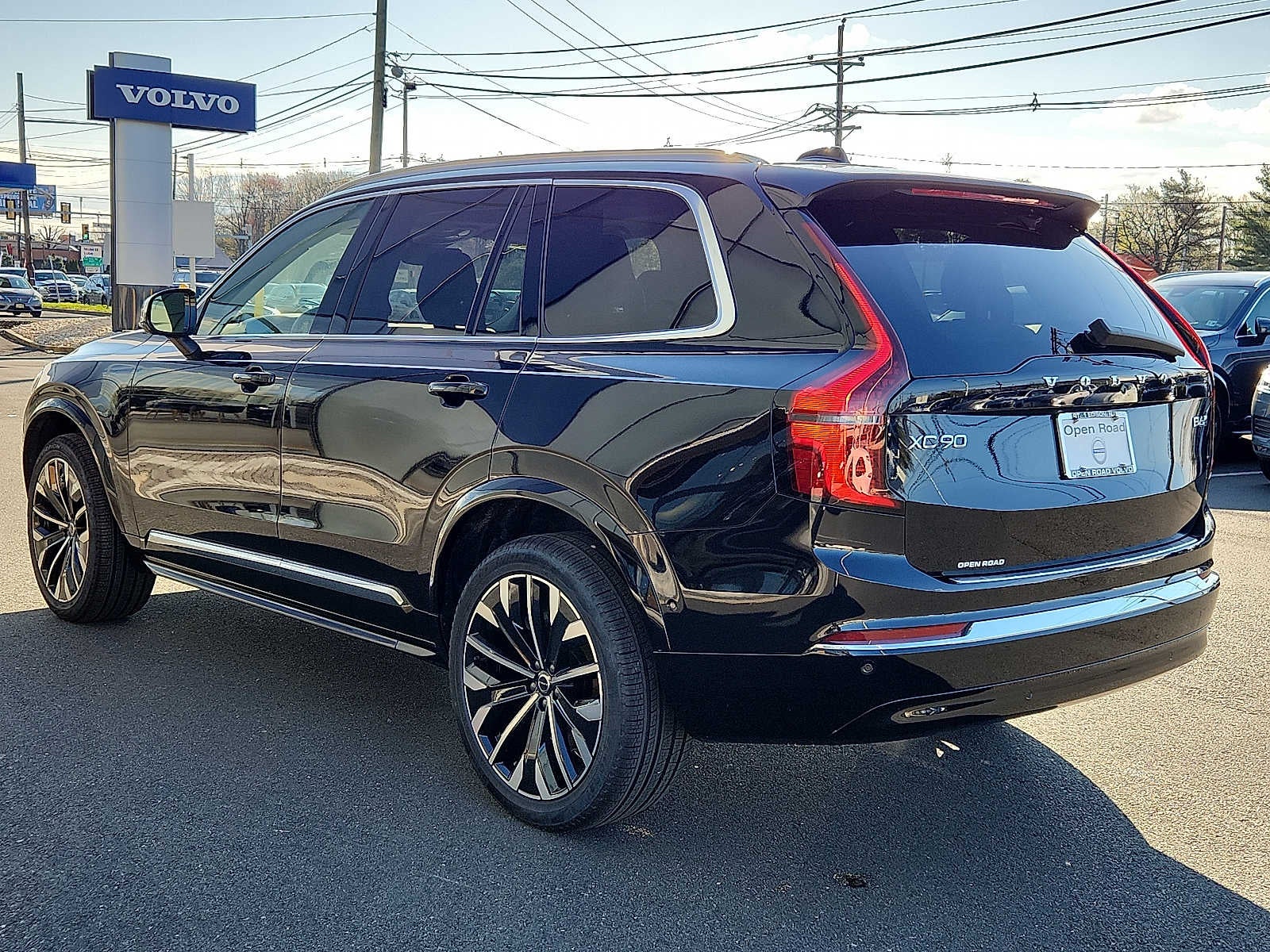 2026 Volvo XC90 Plus