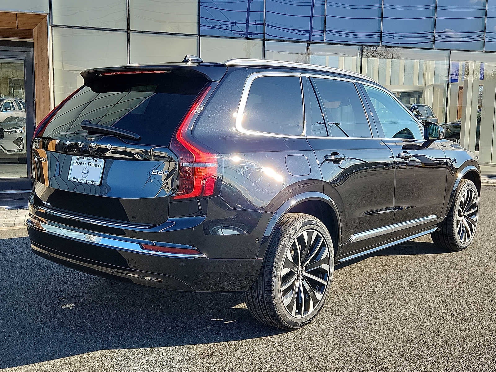 2026 Volvo XC90 Plus