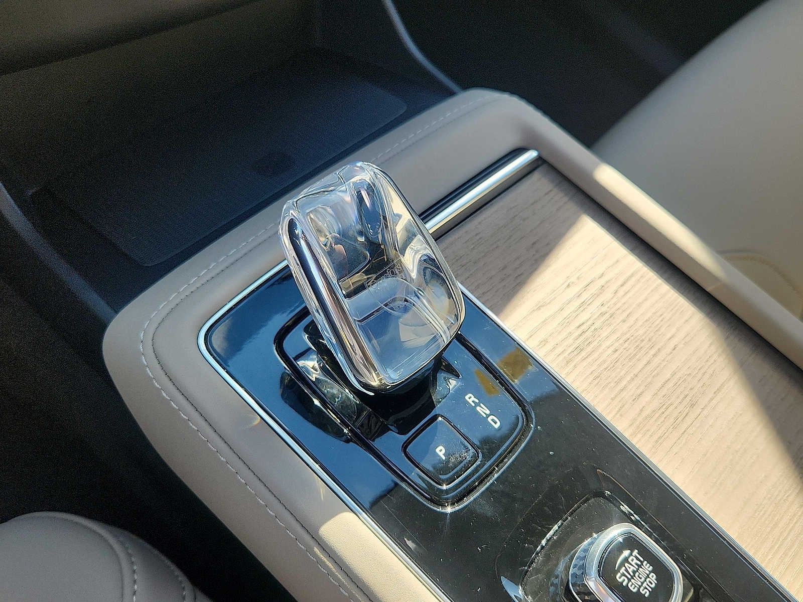 2026 Volvo XC90 Plus
