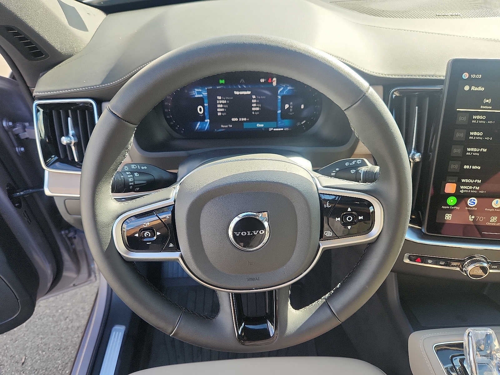 2026 Volvo XC90 Plus