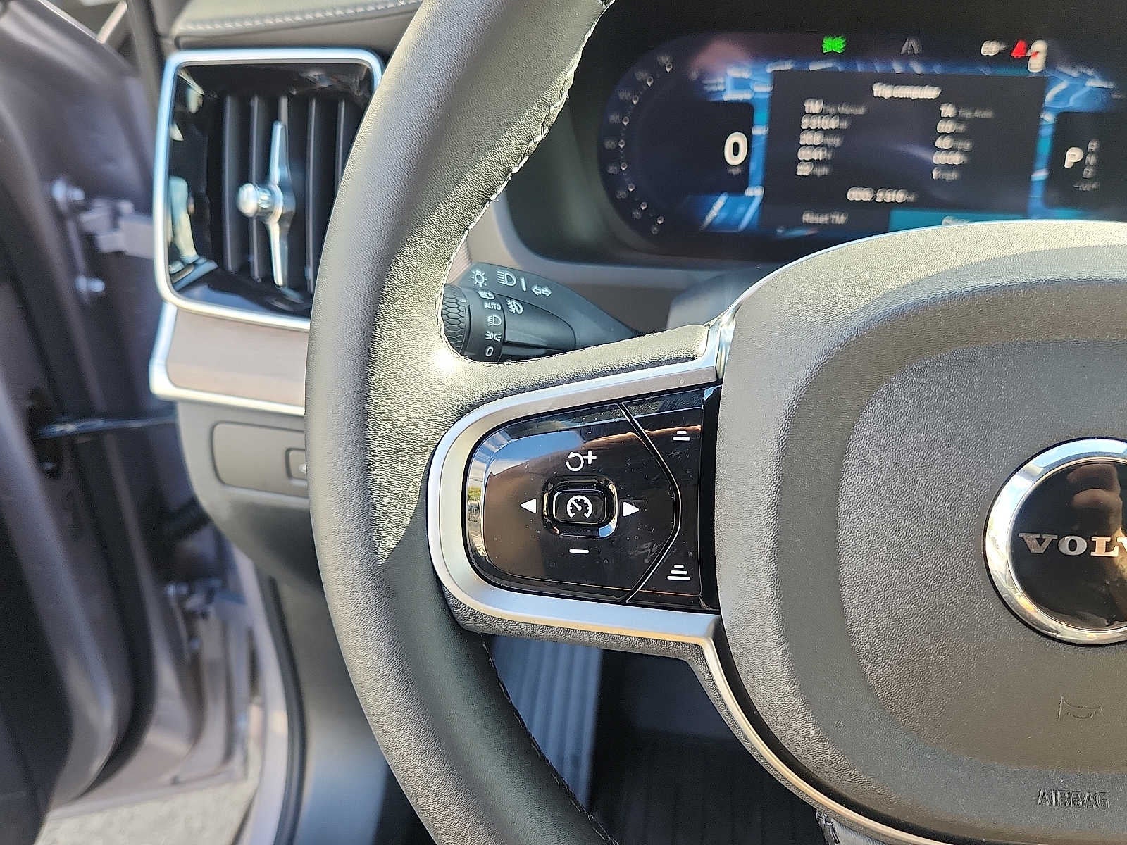 2026 Volvo XC90 Plus