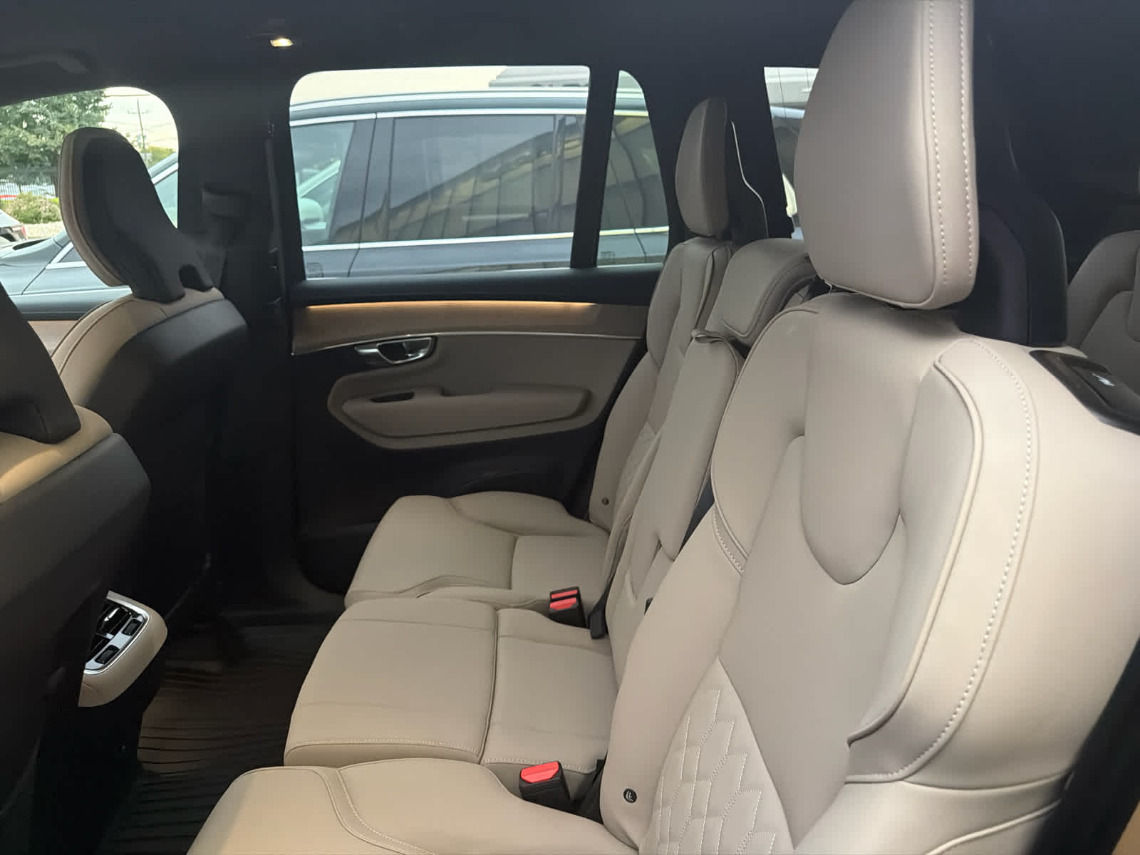 2026 Volvo XC90 Plus