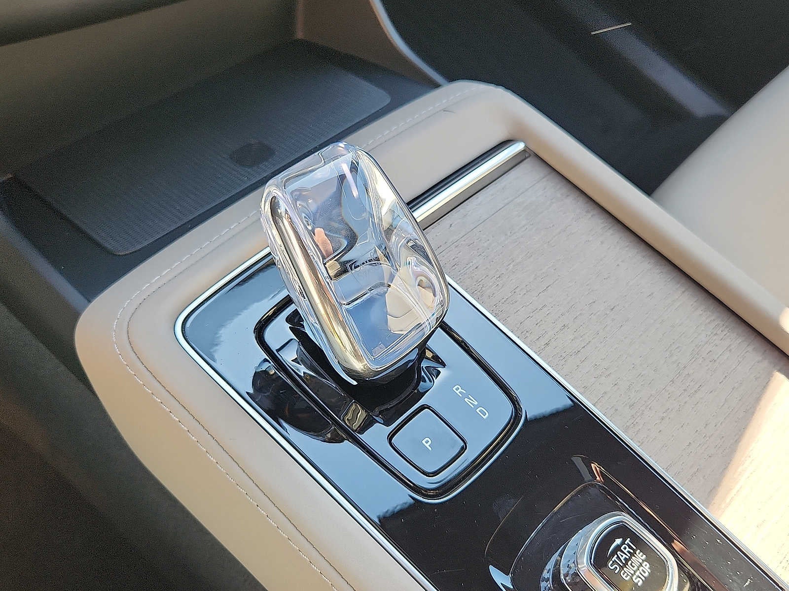 2026 Volvo XC90 Plus