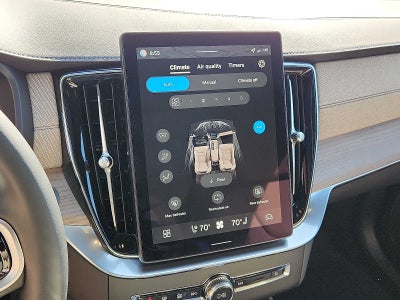 2026 Volvo XC90 Plus