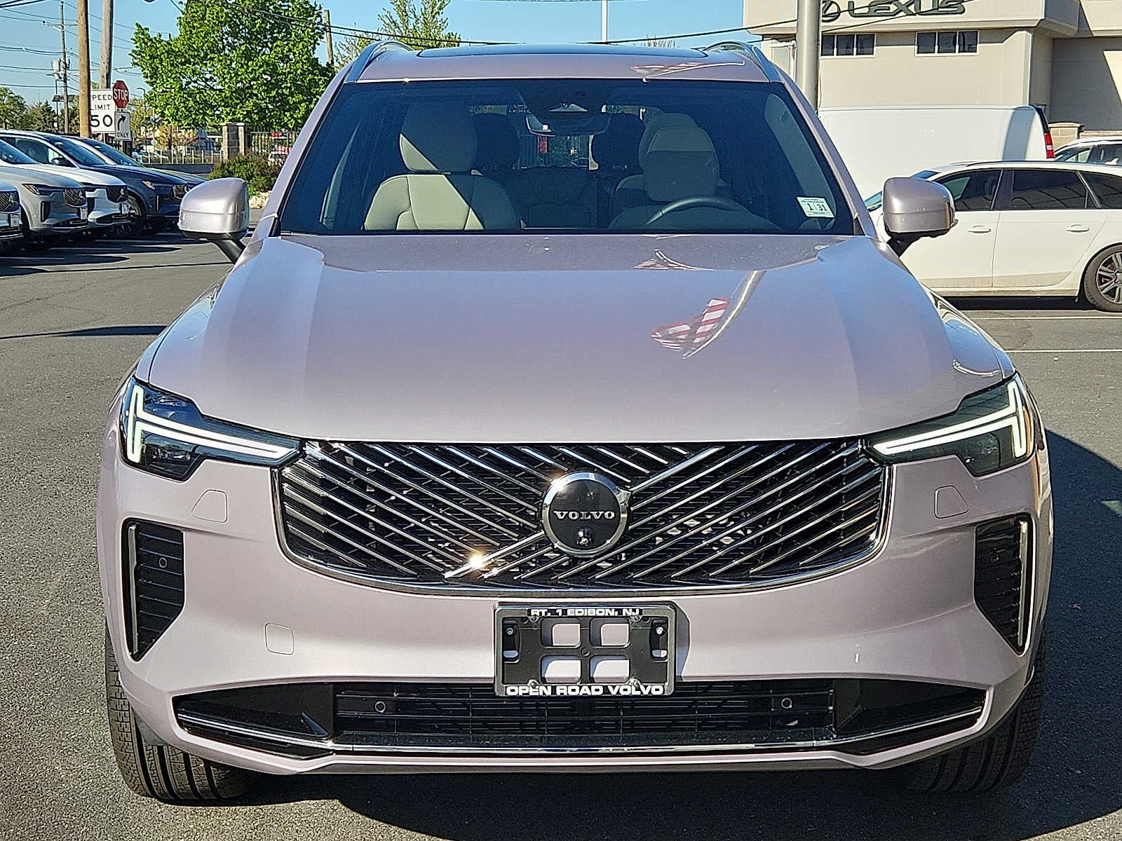 2026 Volvo XC90 Plus