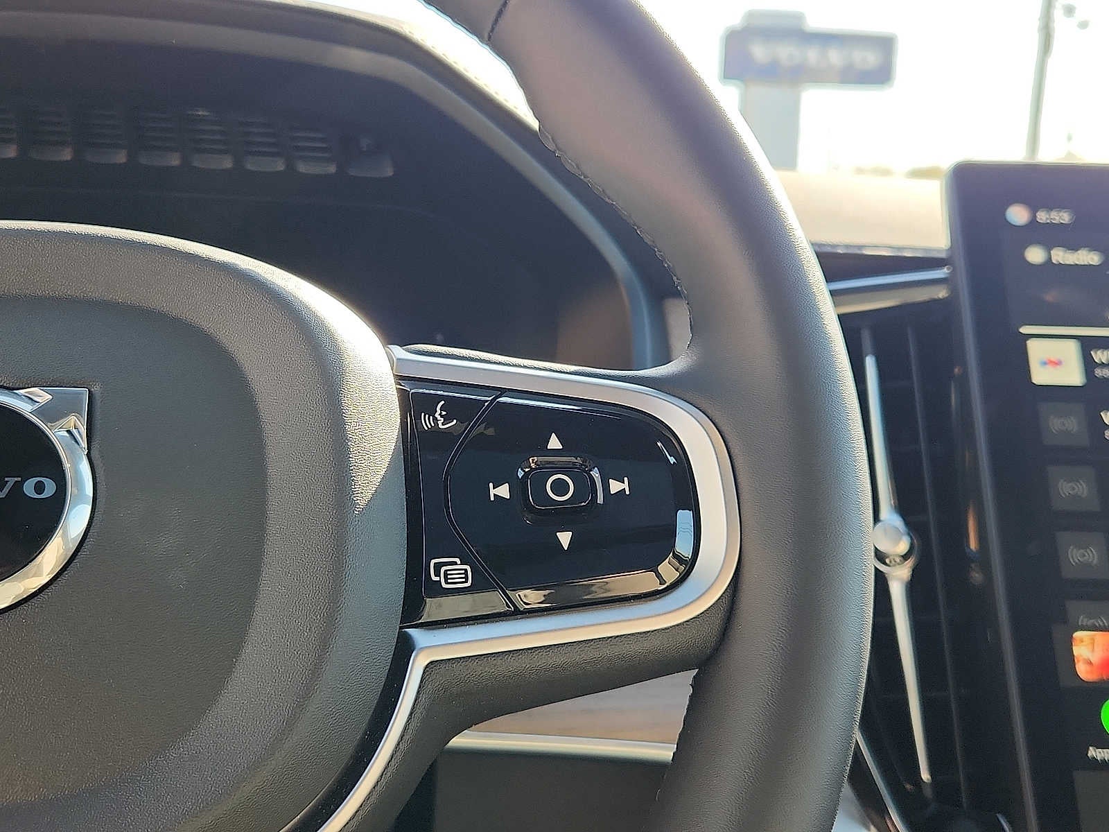 2026 Volvo XC90 Plus