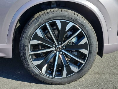 2026 Volvo XC90 Plus
