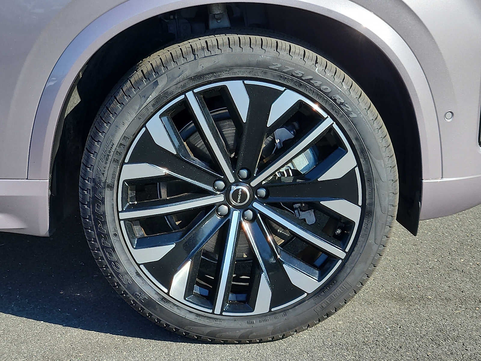 2026 Volvo XC90 Plus