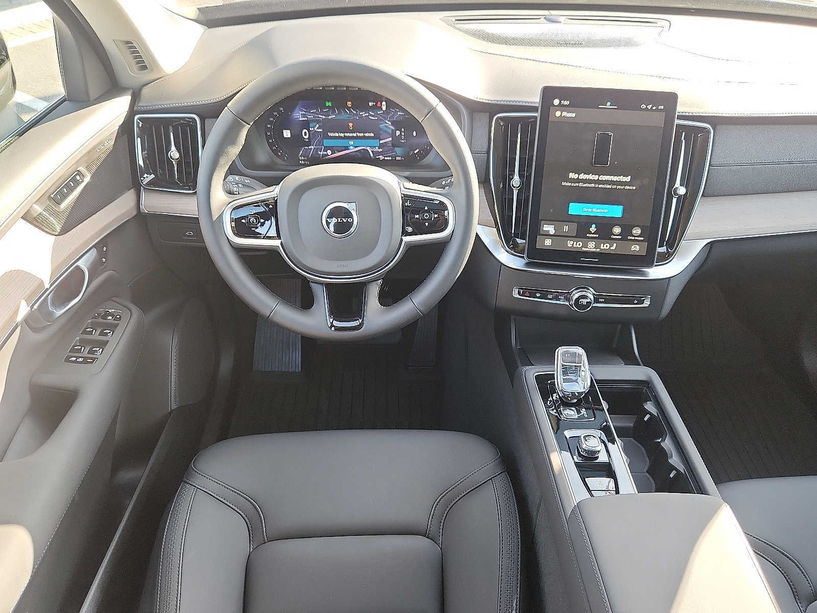 2026 Volvo XC90 Plus