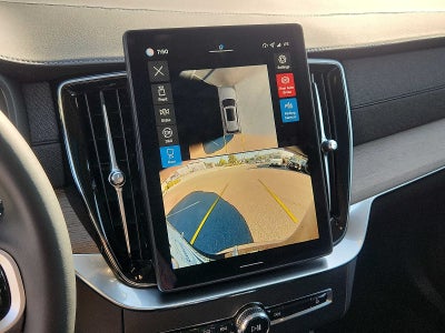 2026 Volvo XC90 Plus