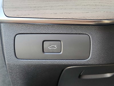 2026 Volvo XC90 Plus