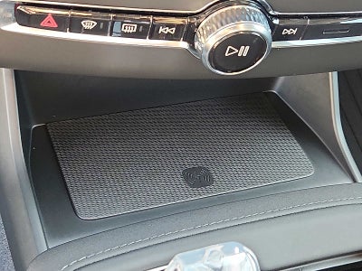 2026 Volvo XC90 Plus