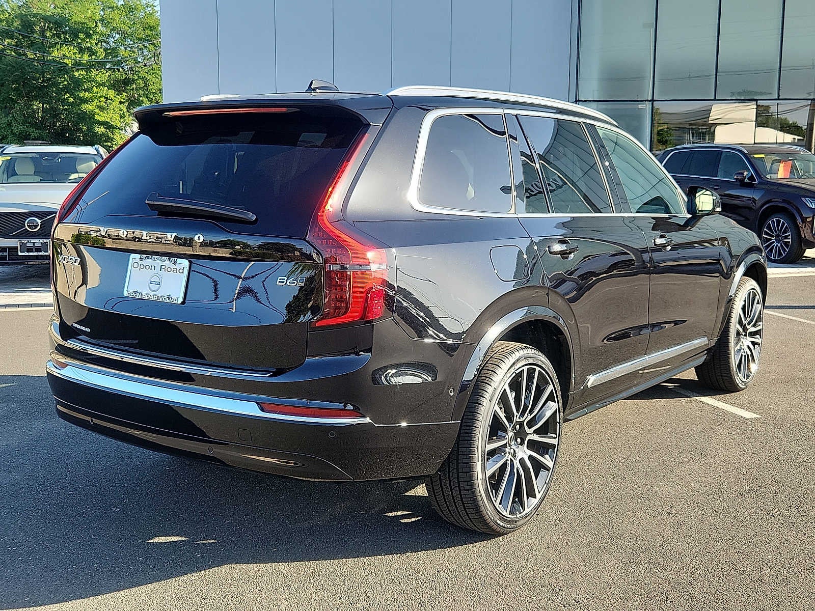 2026 Volvo XC90 Plus