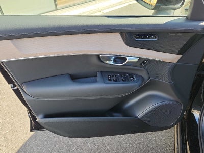 2026 Volvo XC90 Plus