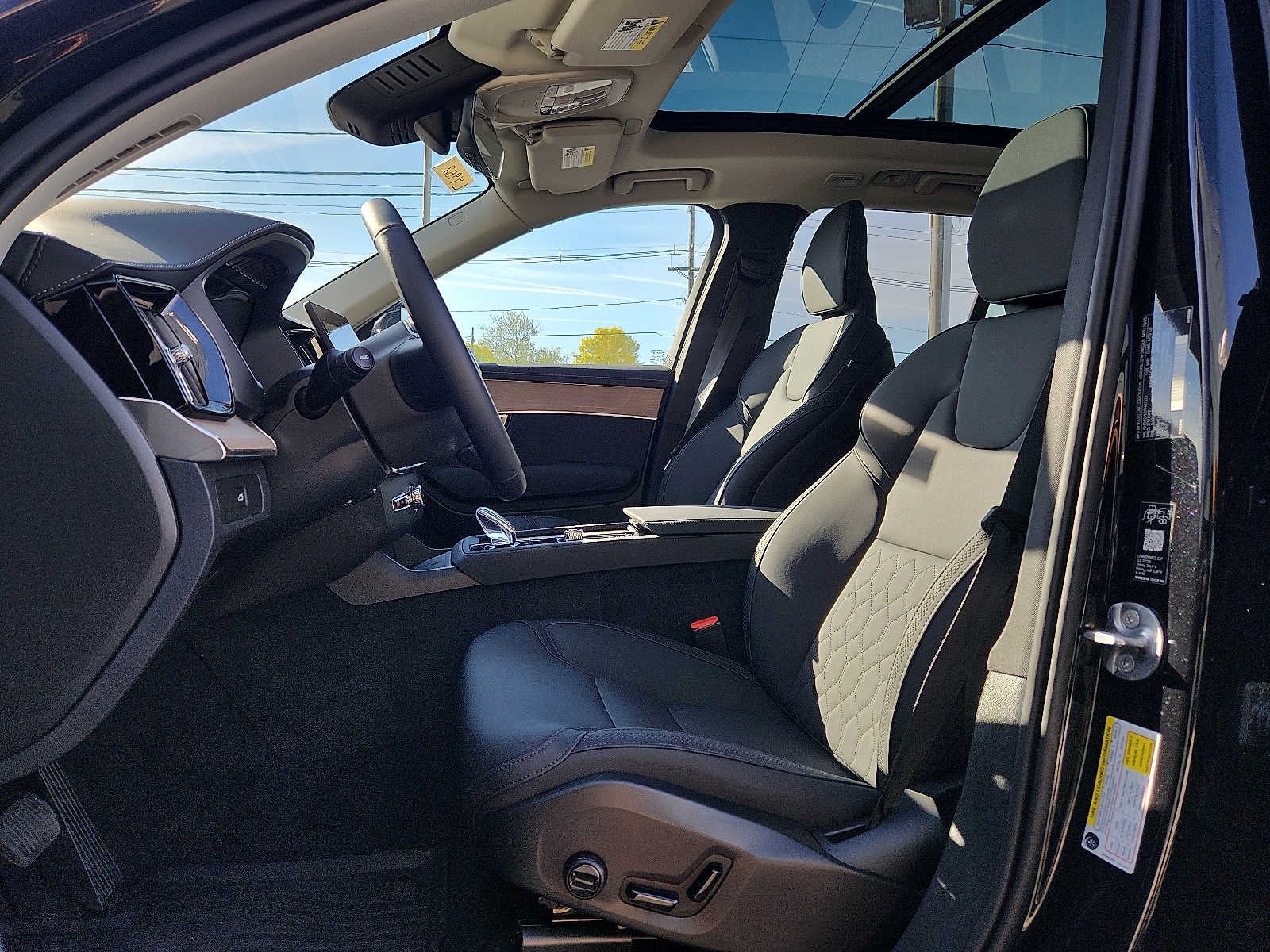 2026 Volvo XC90 Plus