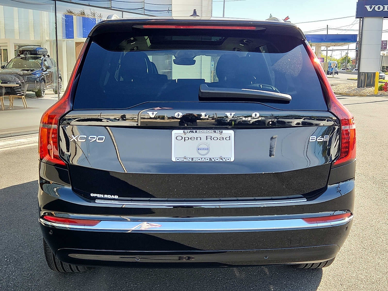 2026 Volvo XC90 Plus