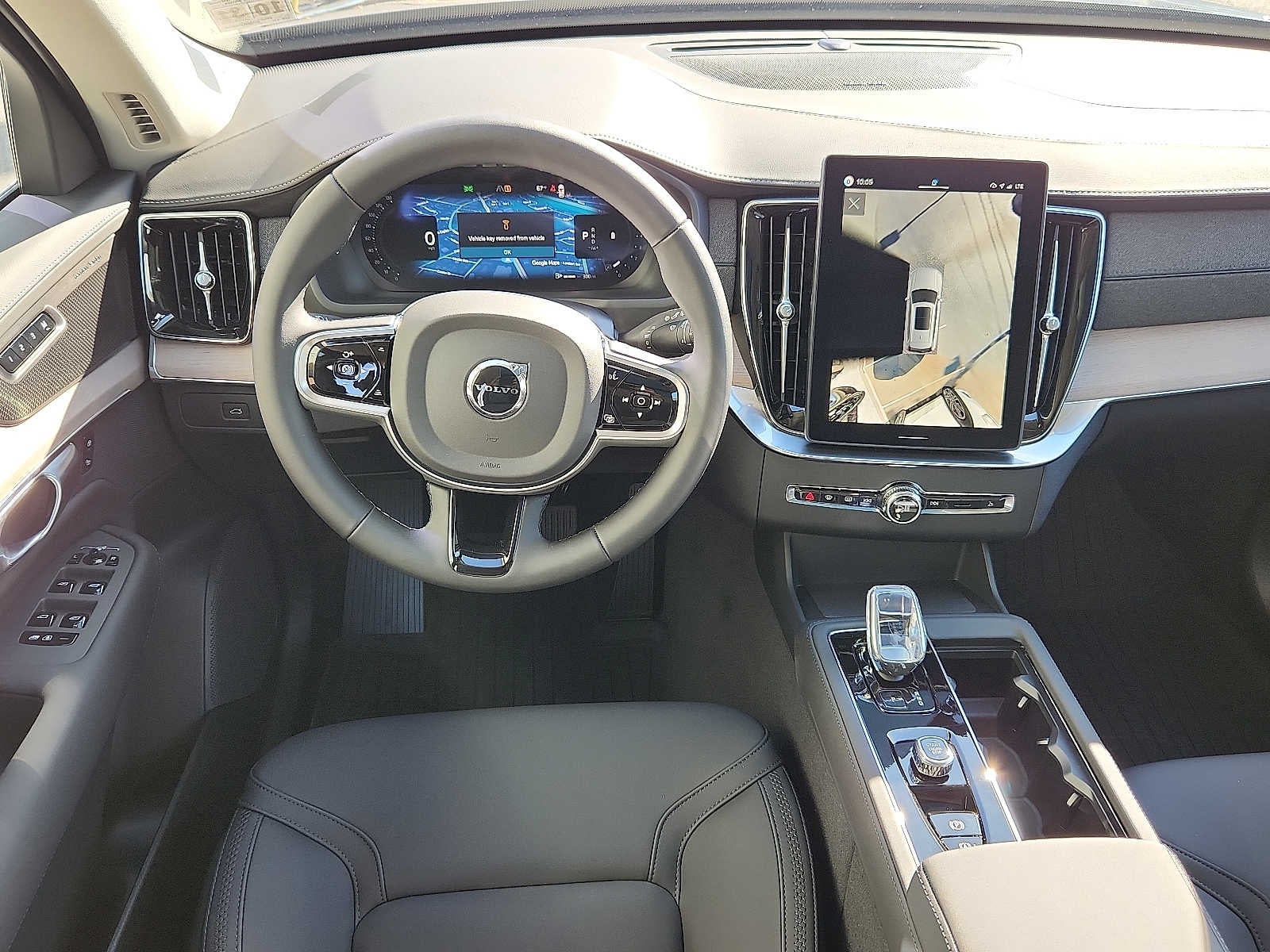 2027 Volvo XC90 Plus