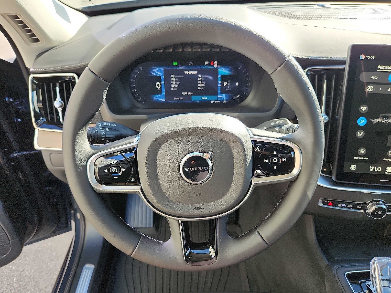 2027 Volvo XC90 Plus