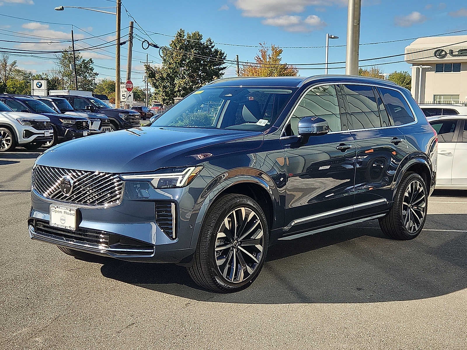 2027 Volvo XC90 Plus