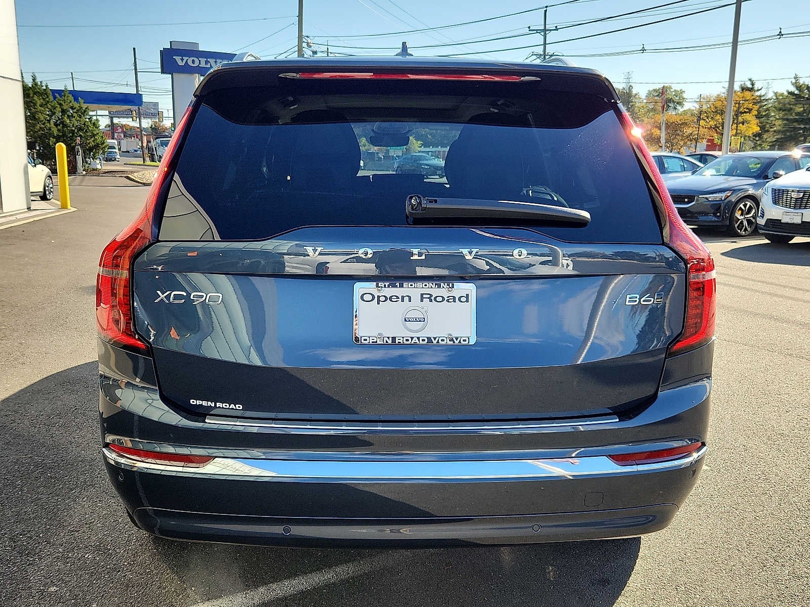 2027 Volvo XC90 Plus
