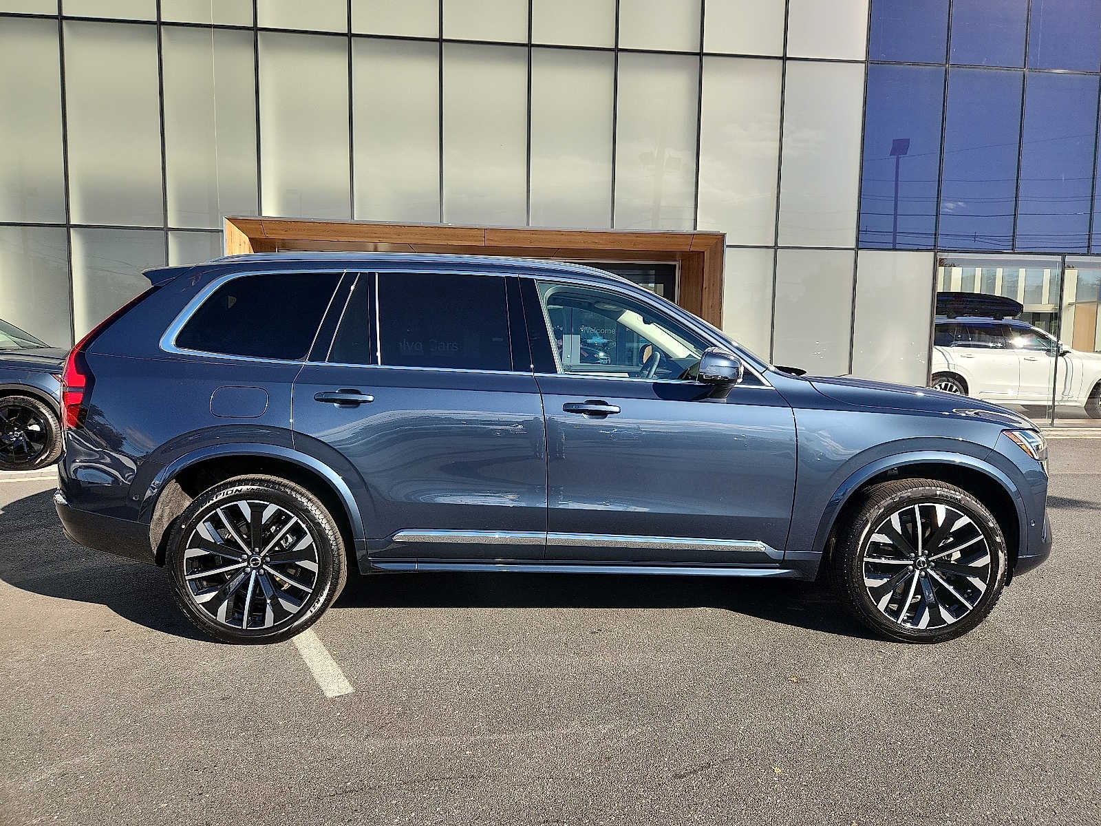 2027 Volvo XC90 Plus