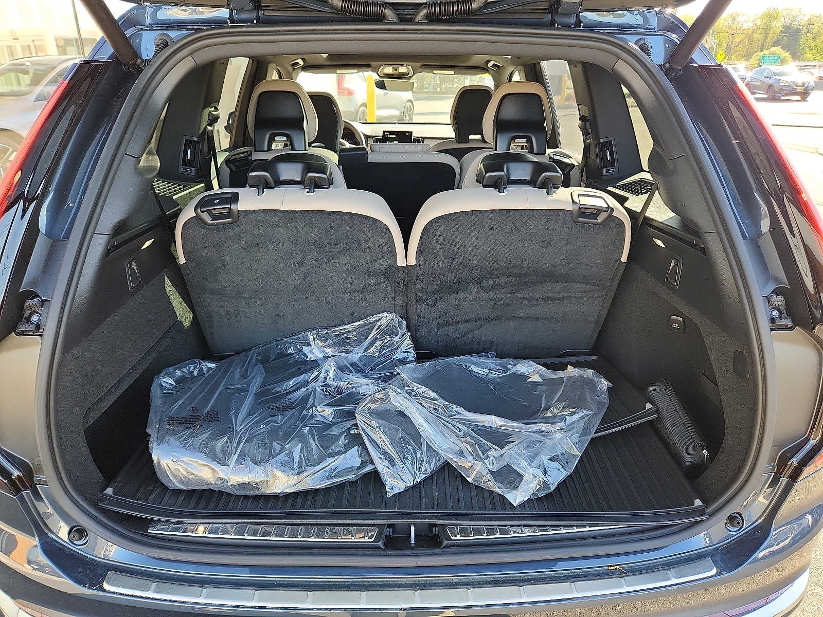 2026 Volvo XC90 Plus