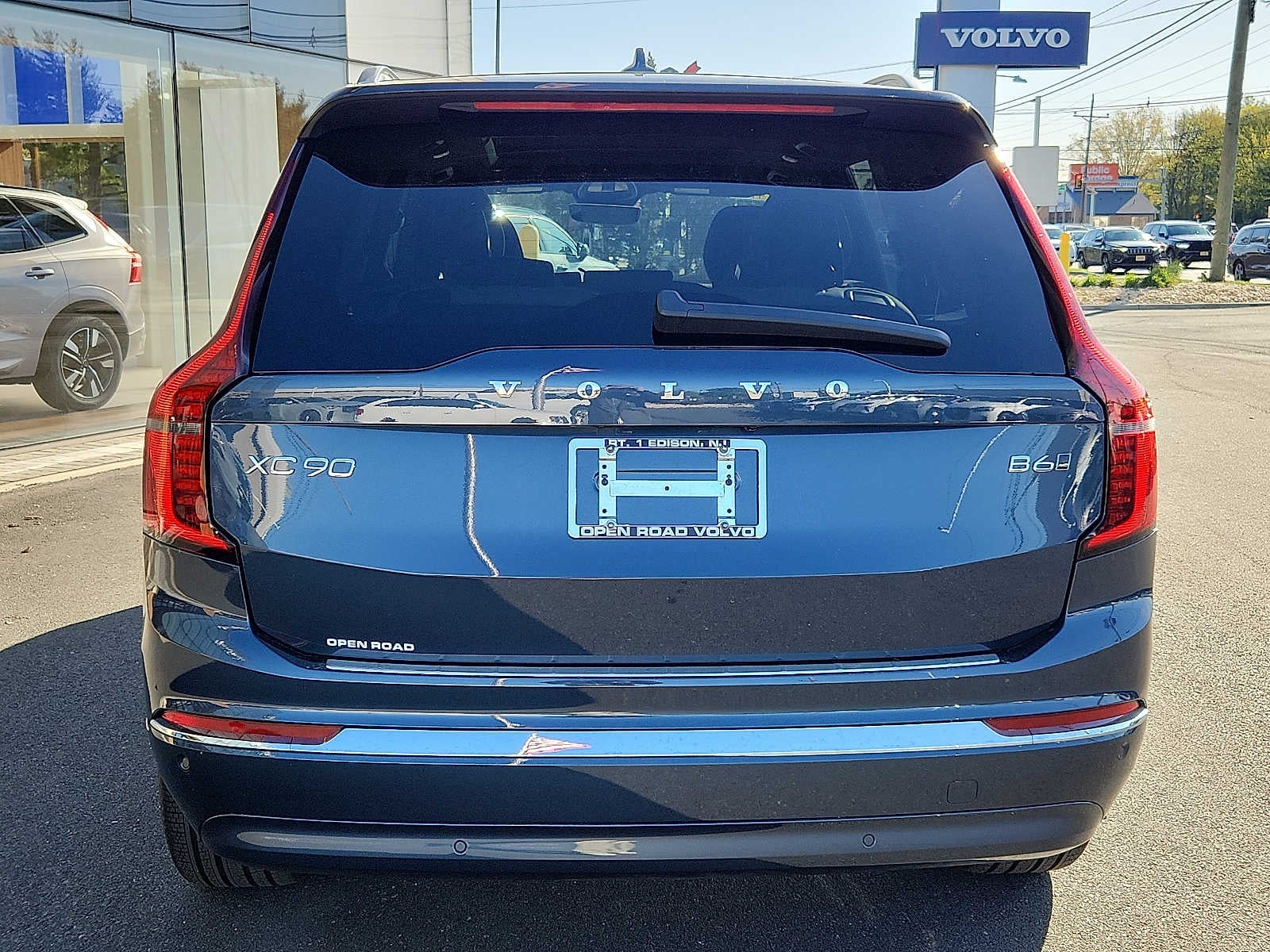 2026 Volvo XC90 Plus