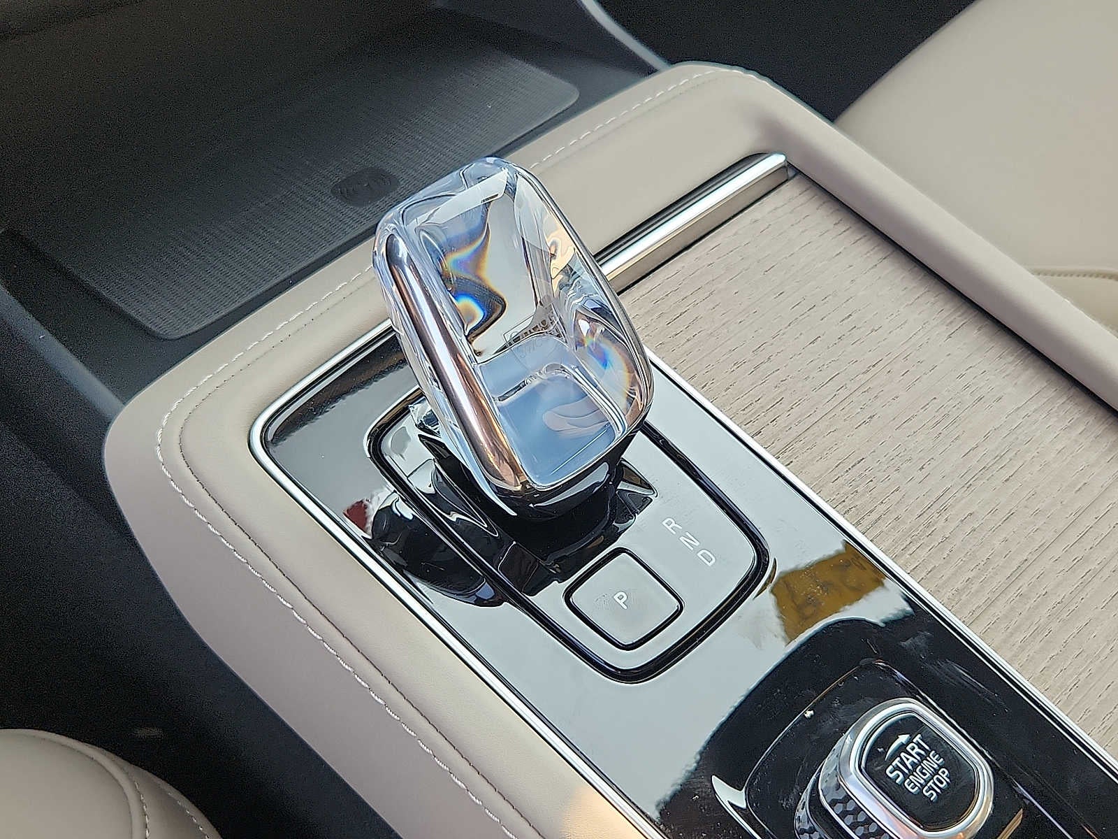 2026 Volvo XC90 Plus