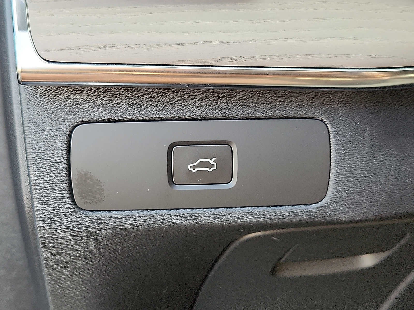 2026 Volvo XC90 Plus