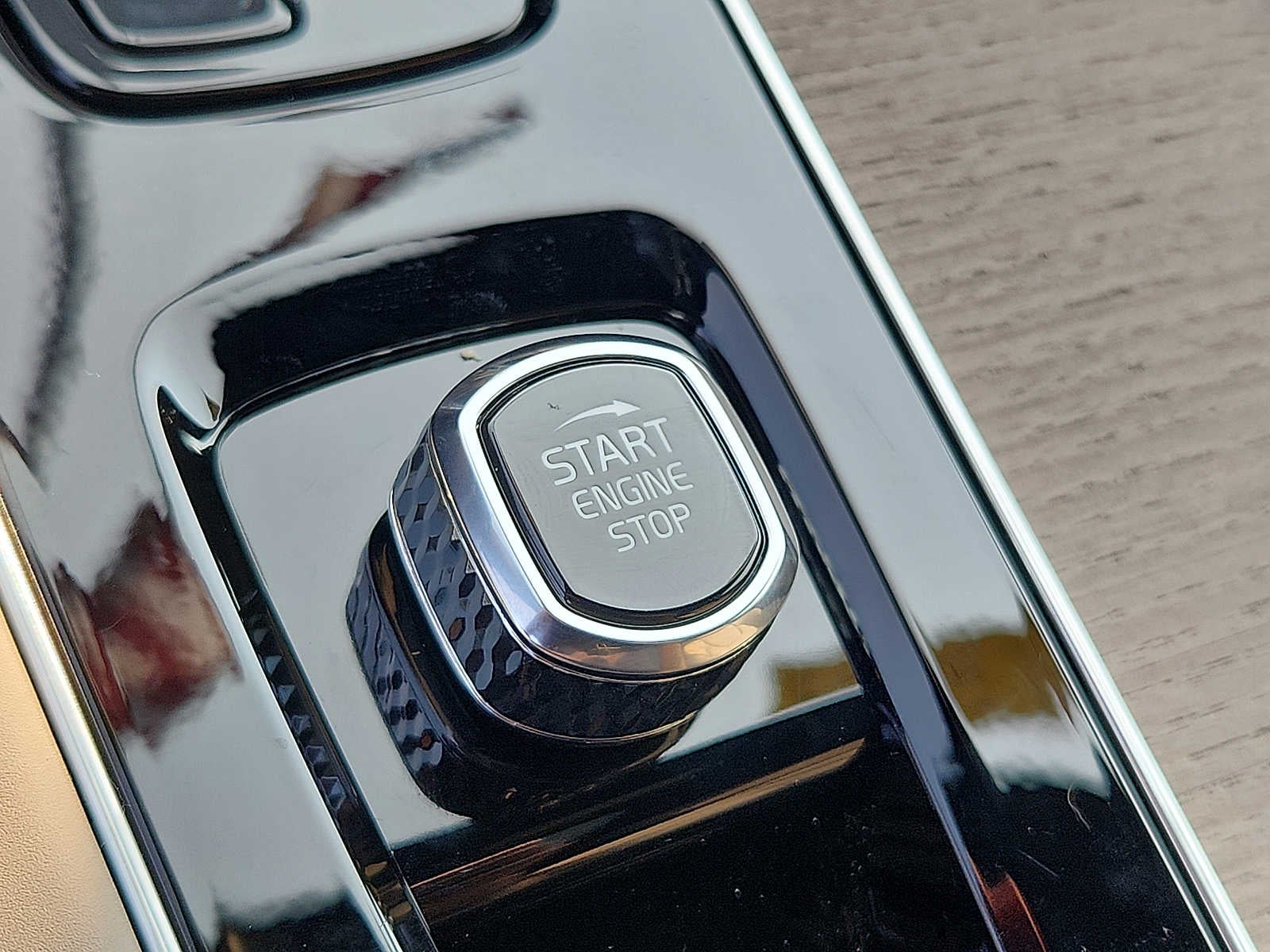 2026 Volvo XC90 Plus