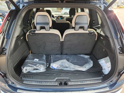 2026 Volvo XC90 Plus