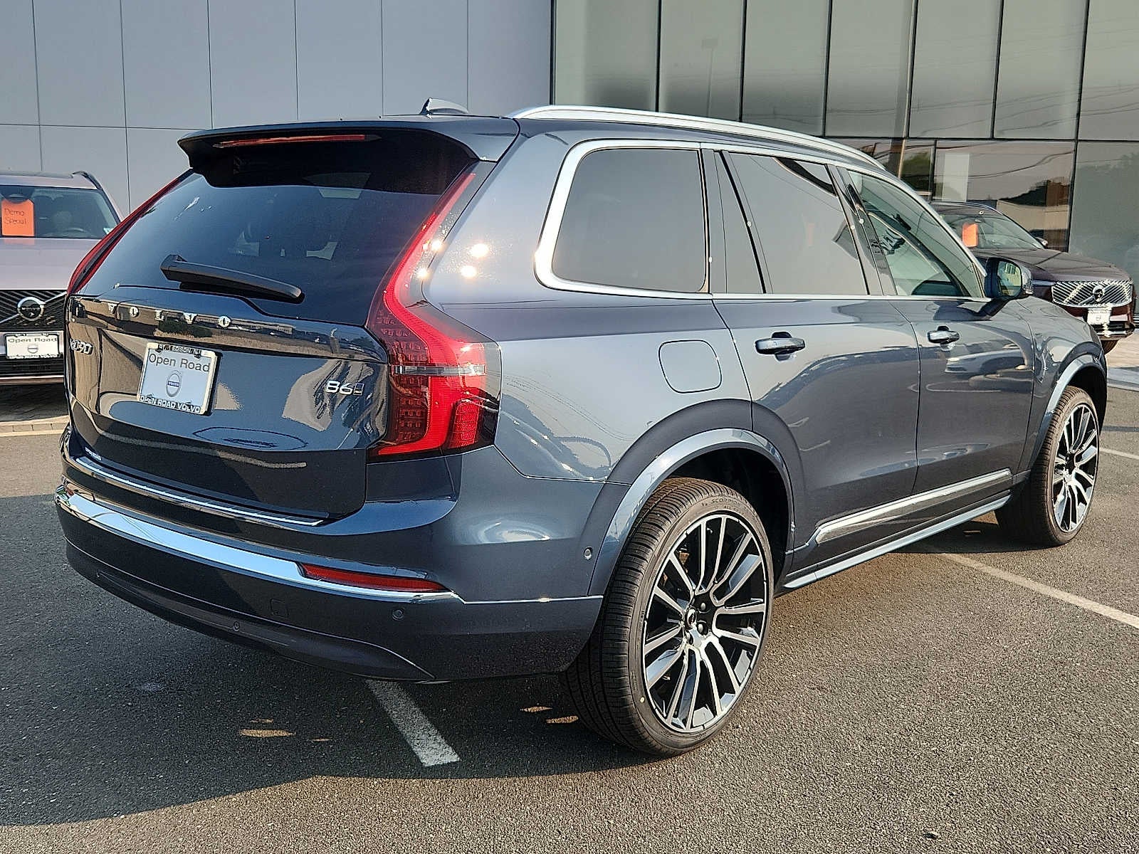 2026 Volvo XC90 Plus
