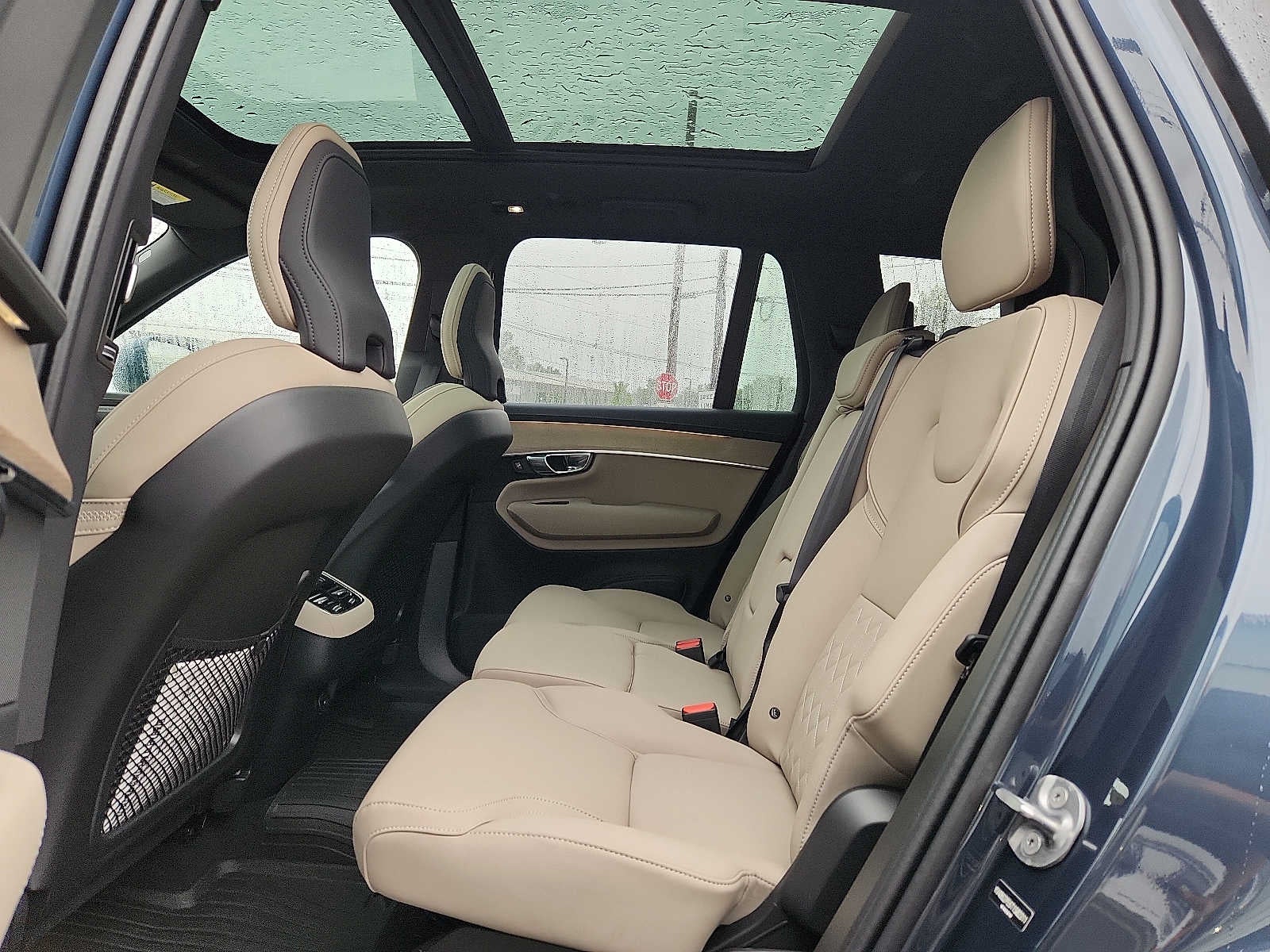2026 Volvo XC90 Plus